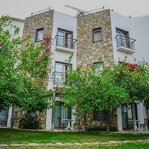 3s Bodrum 4*, Битез Турция
