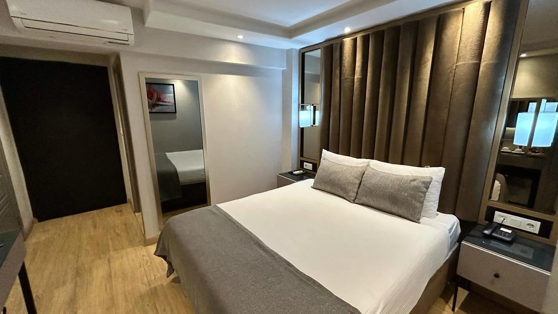 איסטמבול The Roomy Hotel Nisantasi 3*,  טורקיה